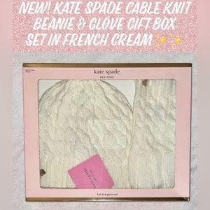 New! Kate Spade Cable Knit Beanie & Glove Gift Box
Set In French Cream✨✨
